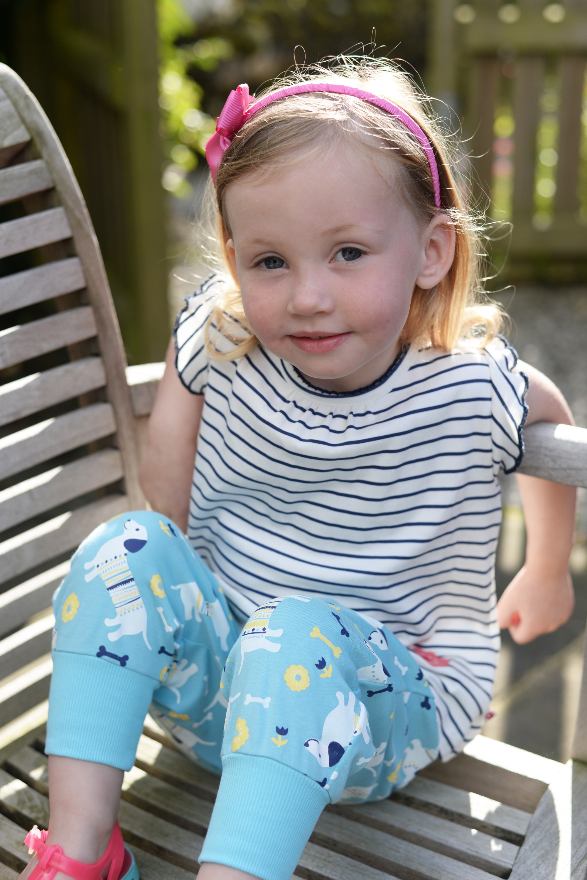 PICCALILLY Tyrkysové tepláčky s pejsky biobavlna