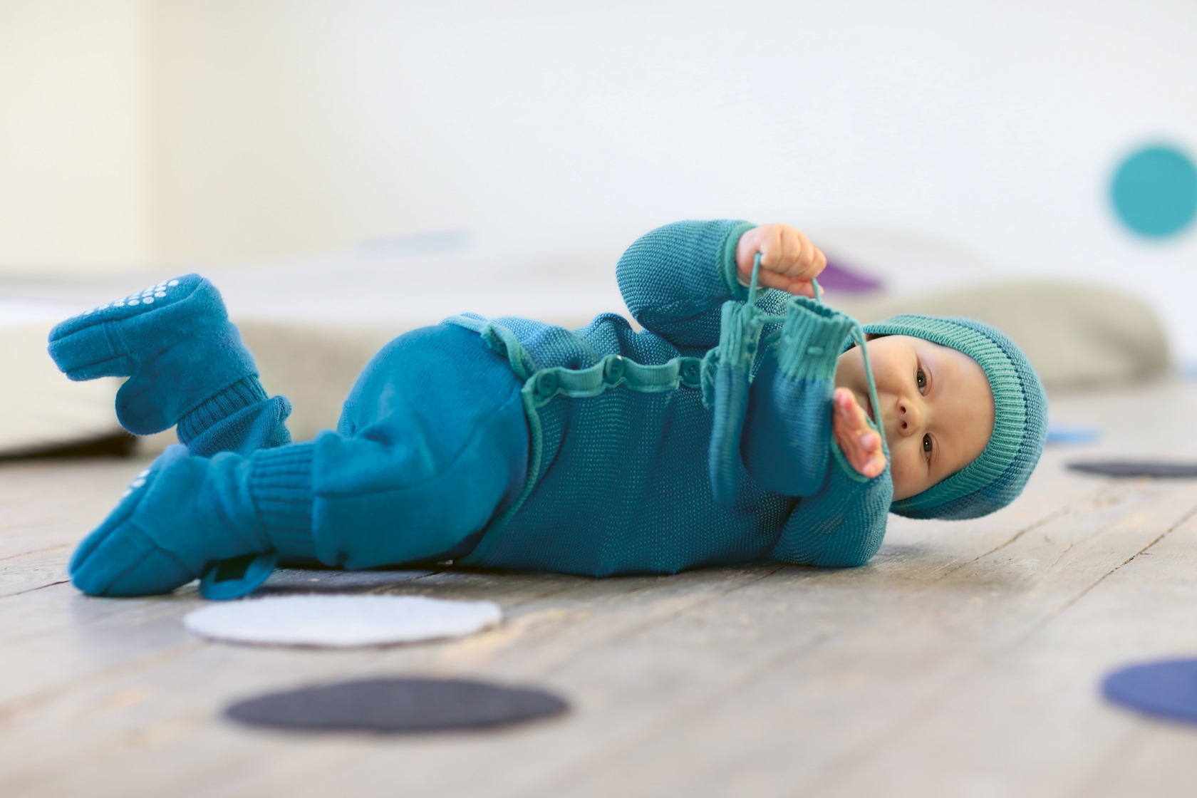 DISANA Propínací svetřík merino vlna bordeaux/rose