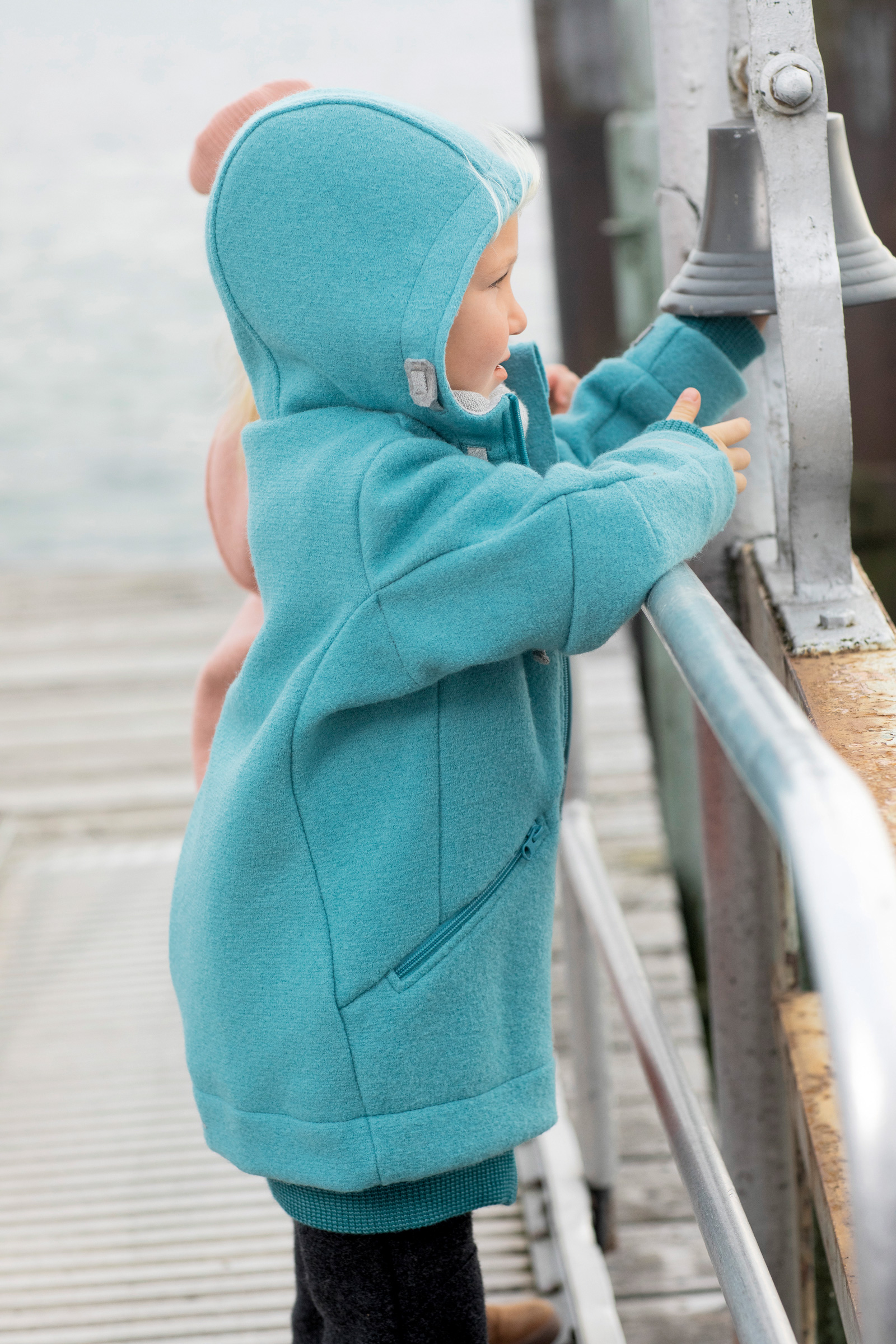 DISANA Kabátek s kapucí merino vlna Grey
