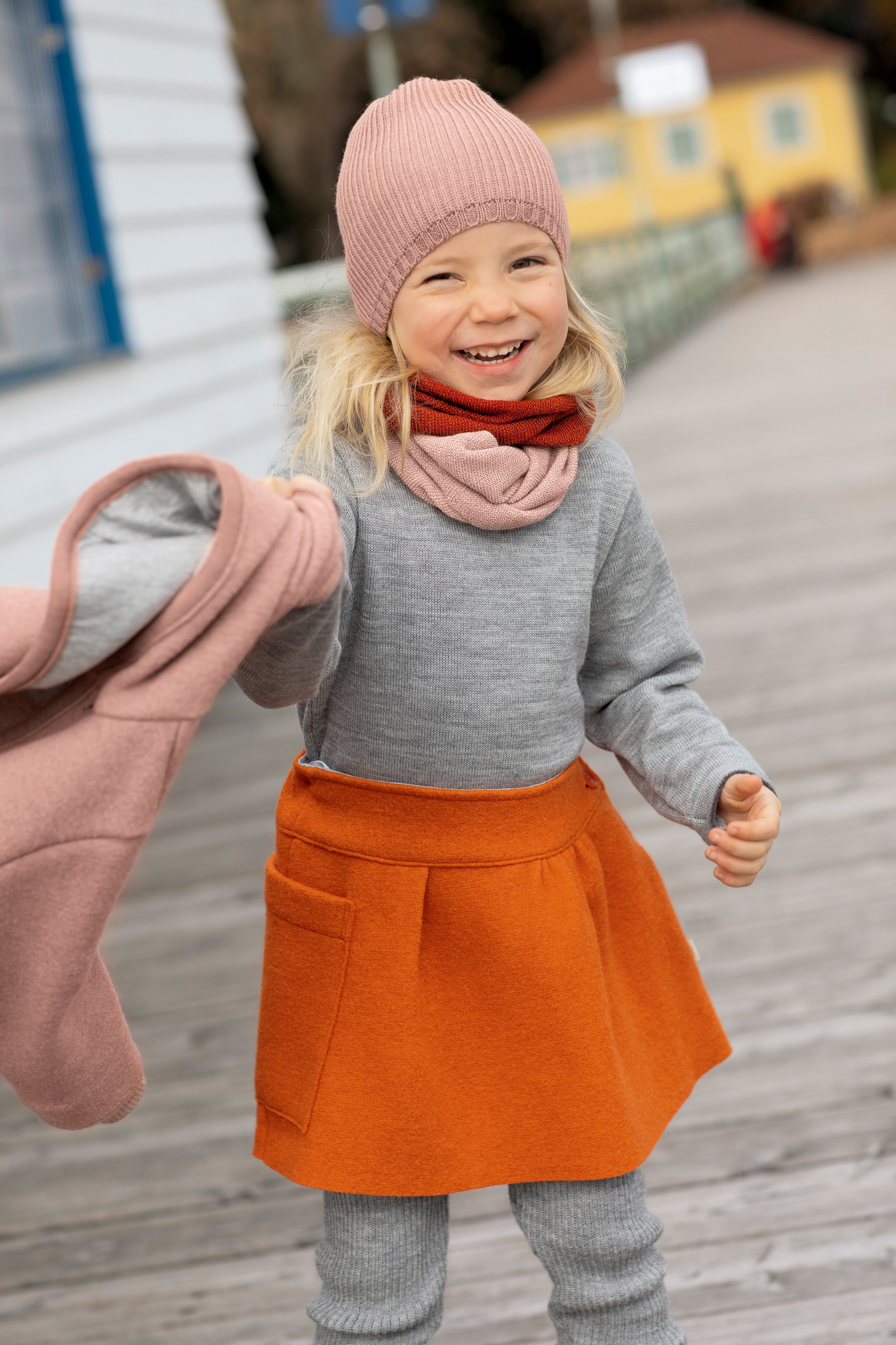 DISANA Kabátek s kapucí merino vlna Grey